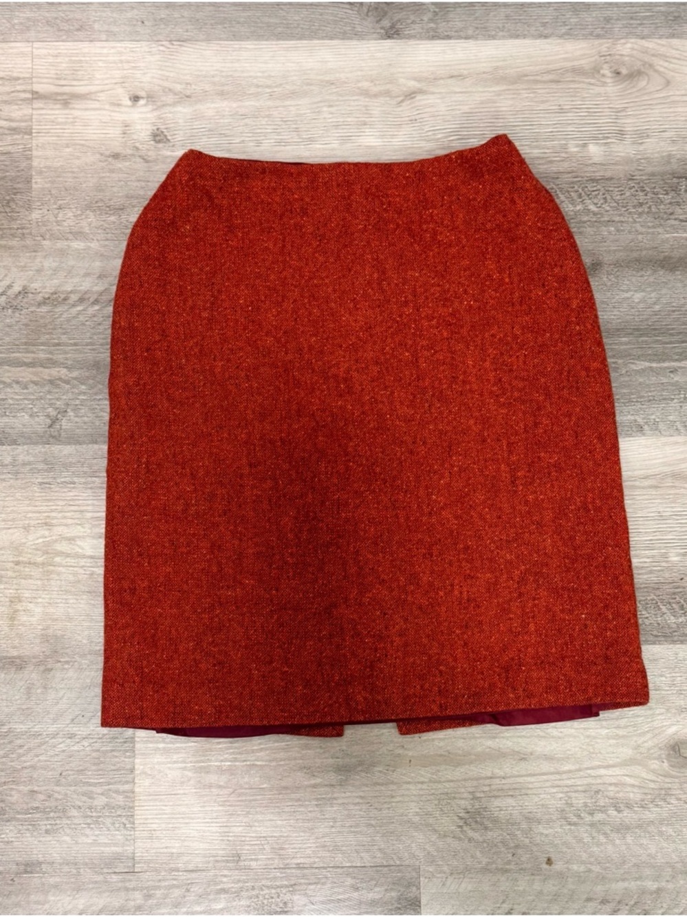 Classic Red Wool-Blend Pencil Skirt